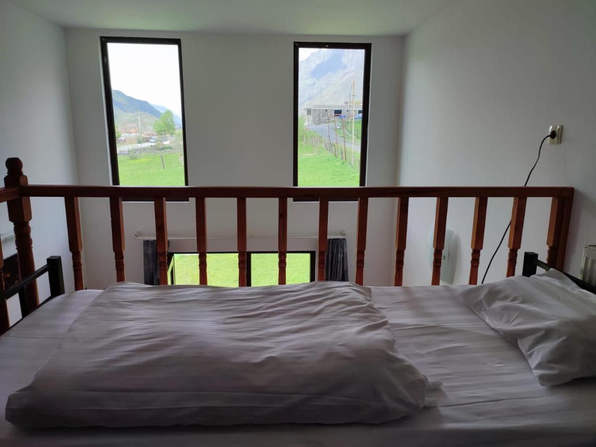 Twin Cottages Kazbegi מראה חיצוני תמונה